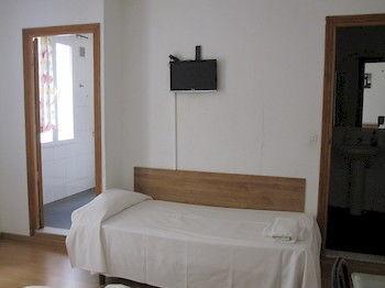 Apartamentos Madrid Hortaleza 外观 照片